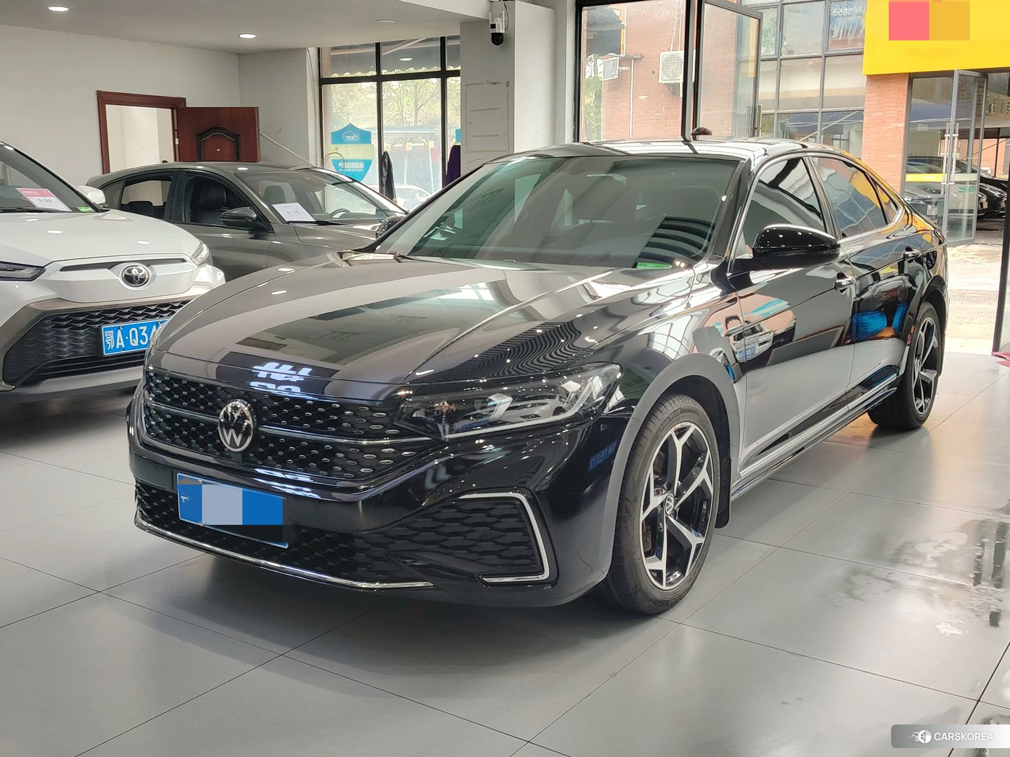 Volkswagen Passat id 4510570 из Китая 9