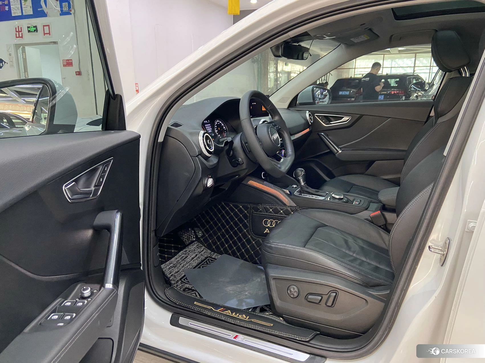 Audi Q2L id 4514743 из Китая 9