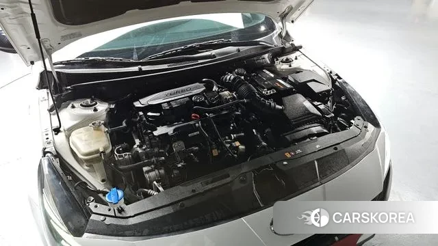 Hyundai Avante (CN7) id 3390323 из Кореи 9