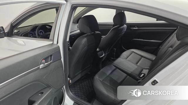 Hyundai The New Avante AD id 3828545 из Кореи 9