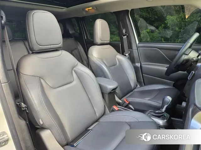 Jeep Renegade id 3043700 из Кореи 9