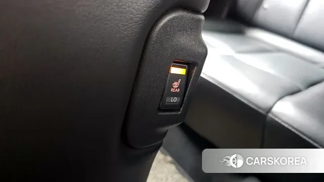 Nissan Leaf (ZE1) id 3713546 из Кореи 9