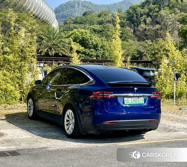 Tesla Model X id 4212926 из Китая 9