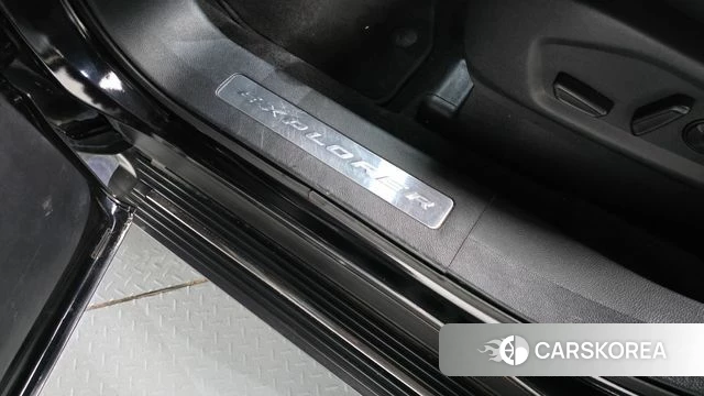Ford Explorer id 4595543 из Кореи 9