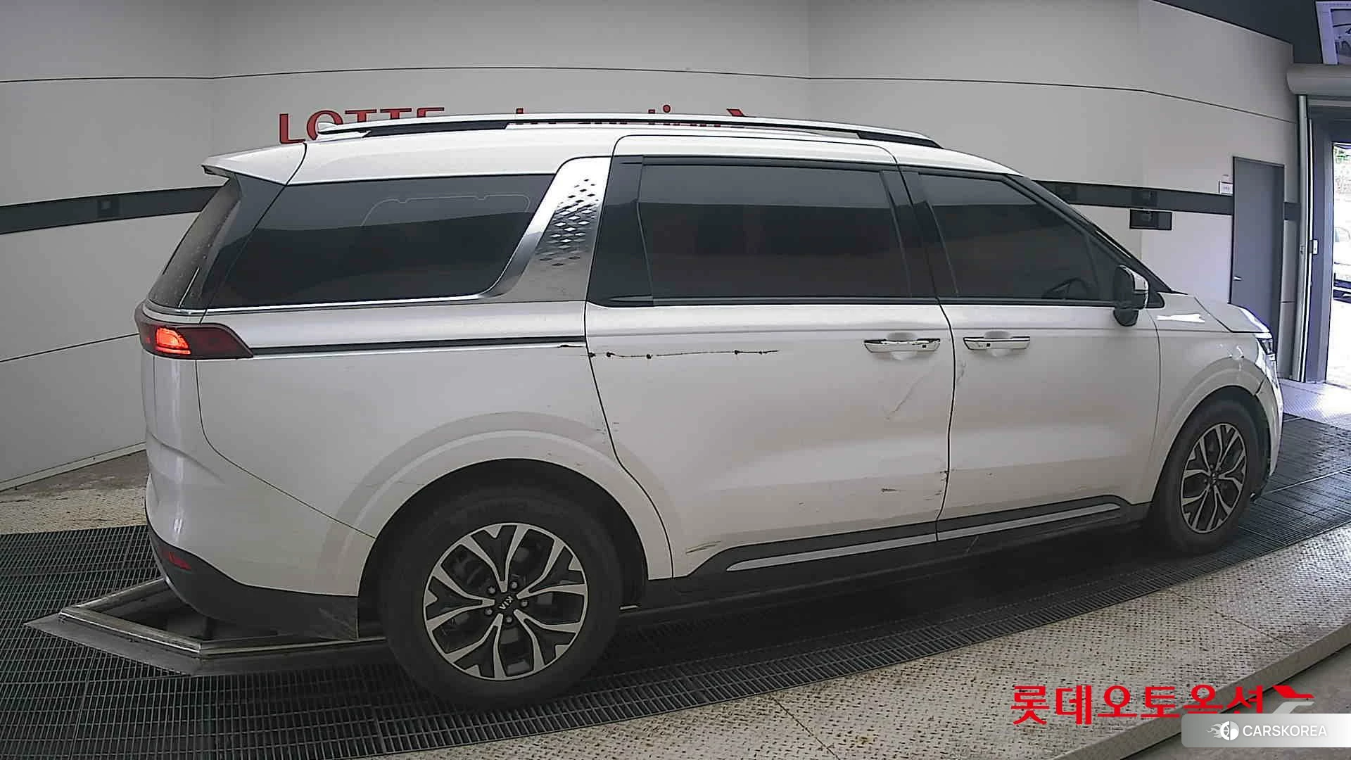 Kia Carnival id 4909292 из Кореи 9