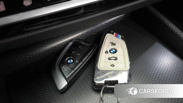 BMW 5 Series (G30) id 4783711 из Кореи 9