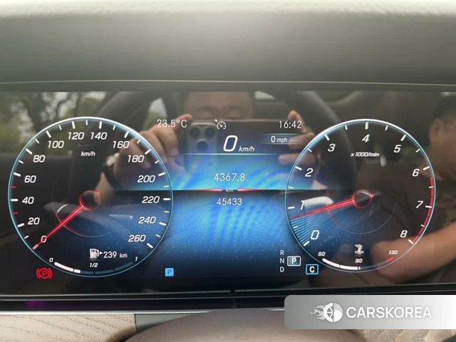Mercedes-Benz E-class id 4348633 из Китая 9