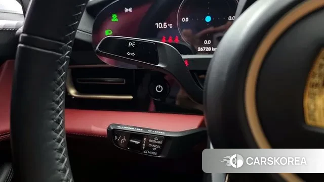 Porsche Taycan id 3725980 из Кореи 9