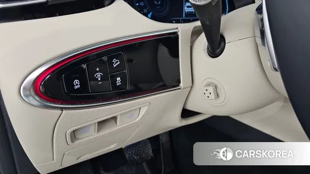 Genesis GV70 id 3716151 из Кореи 9