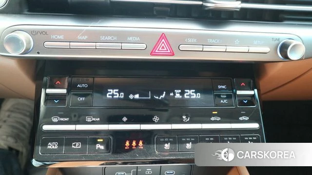 Hyundai Grandeur (GN7) id 3922315 из Кореи 9