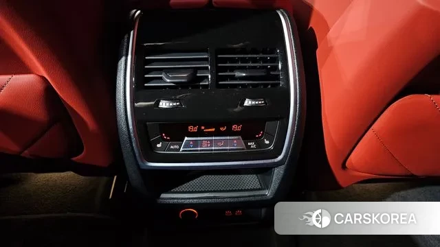 BMW XM (G09) id 3159003 из Кореи 9