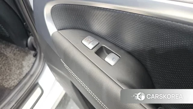 Genesis G70 id 3464766 из Кореи 9