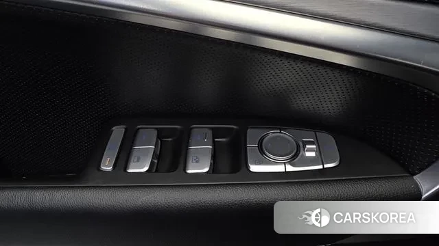 Genesis G70 id 3166337 из Кореи 9