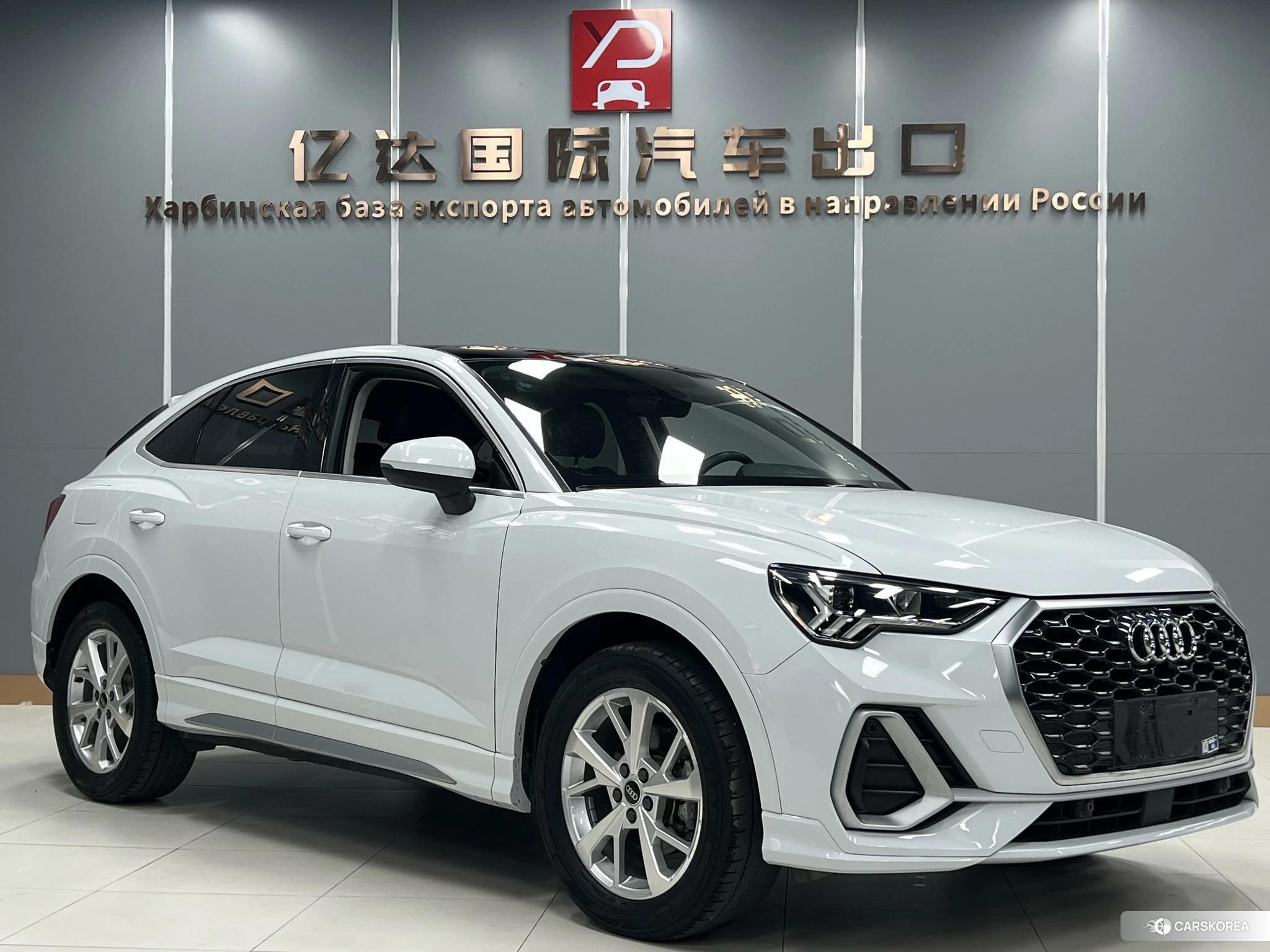 Audi Q3 Sportback id 4454386 из Китая 9