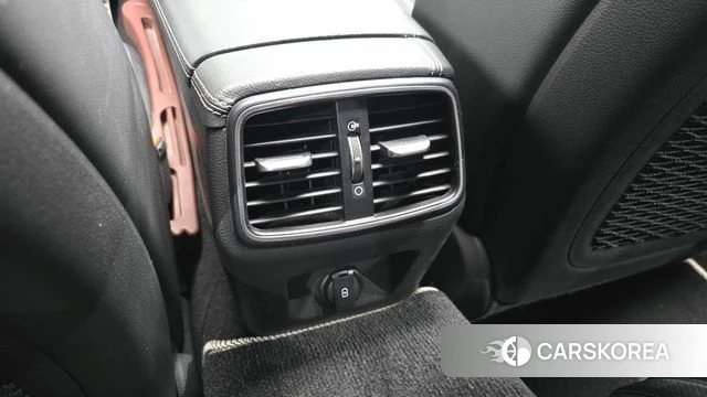 Genesis G70 id 3917502 из Кореи 9