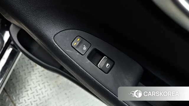 Hyundai Grandeur IG id 3000188 из Кореи 9