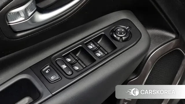 Jeep Renegade id 3187039 из Кореи 9
