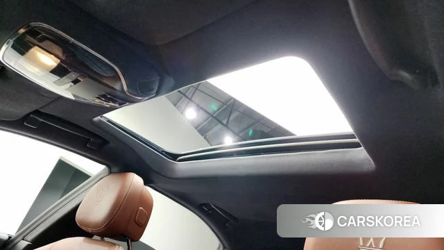 Maserati Ghibli id 3905744 из Кореи 9