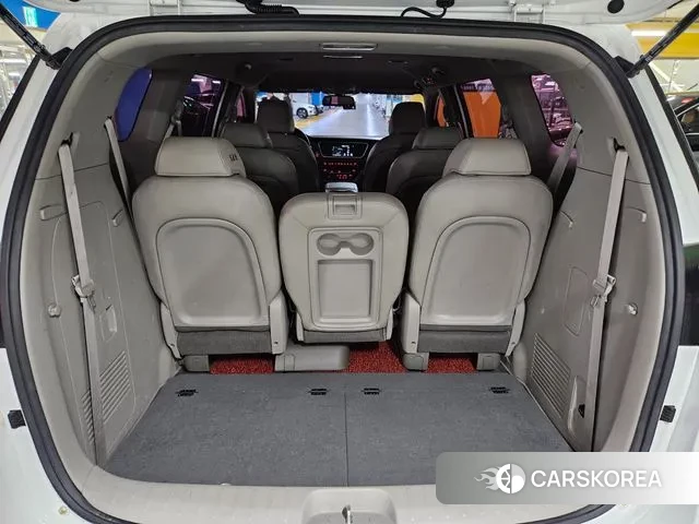 Kia The New Carnival id 3350995 из Кореи 9