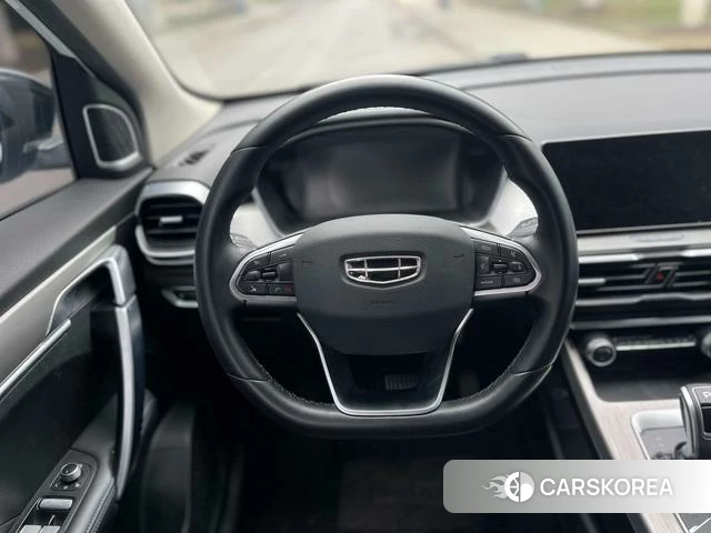 Geely Automobile Binyue PHEV id 4209150 из Китая 9
