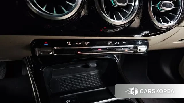 Mercedes-Benz A-Class W177 id 3577839 из Кореи 9