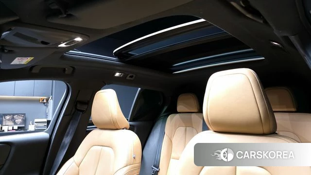 Volvo XC40 id 3954608 из Кореи 9