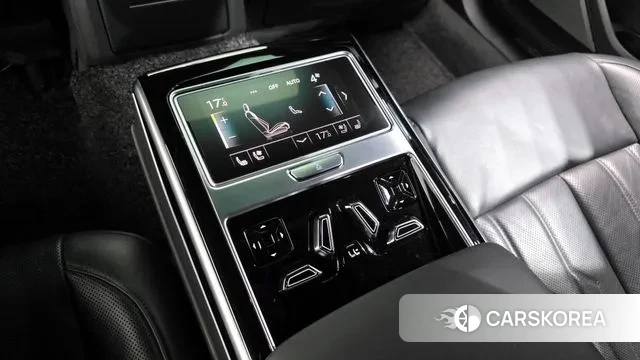 Audi A8 (D5) id 3059819 из Кореи 9