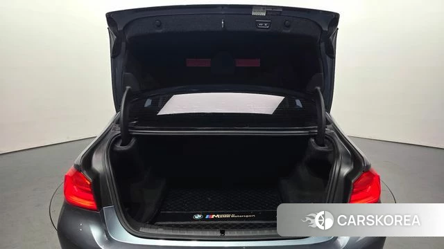 BMW 5 Series (G30) id 4581710 из Кореи 9