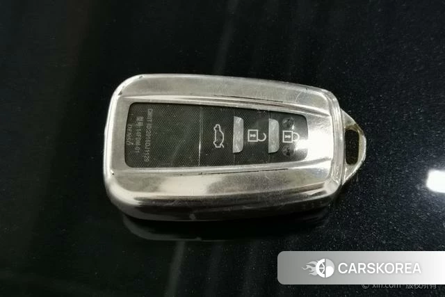 Toyota Camry id 4276401 из Китая 9