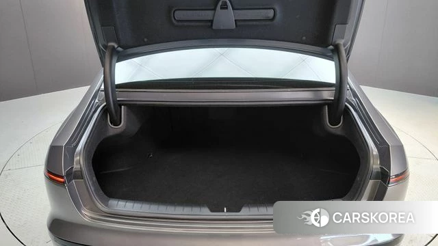 Hyundai Grandeur Hybrid (GN7) id 4880164 из Кореи 9