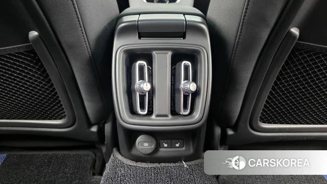 Polestar Polestar 2 id 4423055 из Кореи 9