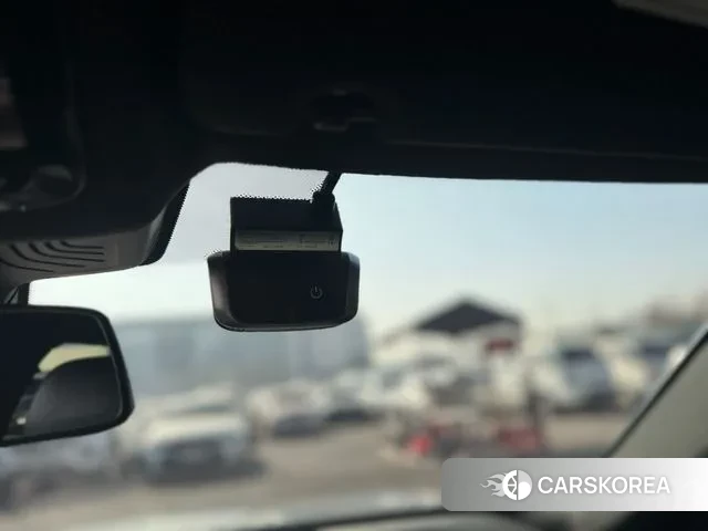 BMW 5 Series (G30) id 3593461 из Кореи 9