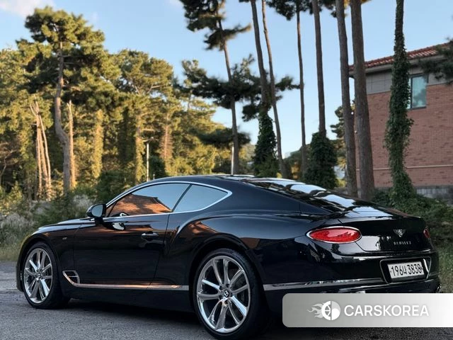 Bentley Continental GT 3rd Generation id 4334117 из Кореи 9