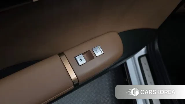 Hyundai Grandeur Hybrid (GN7) id 3769966 из Кореи 9