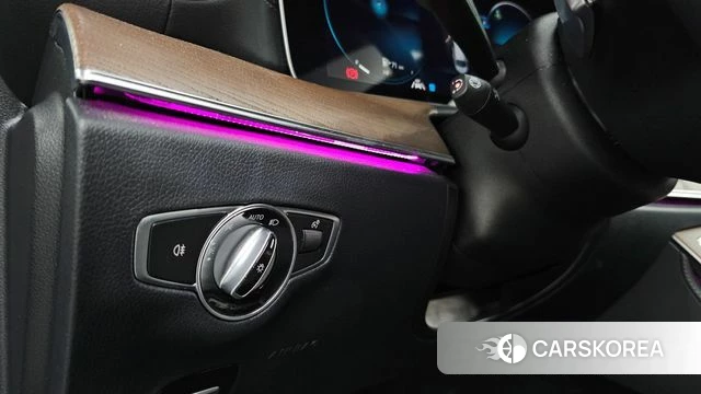 Mercedes-Benz E-Class W213 id 4688068 из Кореи 9