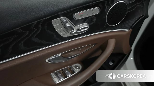 Mercedes-Benz E-Class W213 id 4737642 из Кореи 9