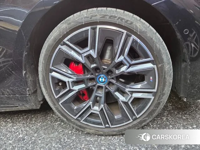 BMW i5 (G60) id 3638958 из Кореи 9