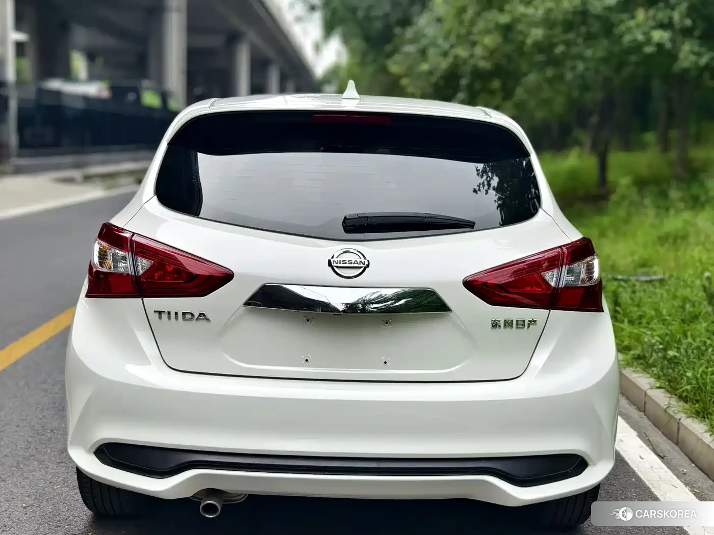 Nissan Tiida id 4570675 из Китая 9