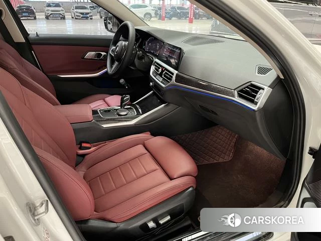 BMW 3 series id 4263968 из Китая 9