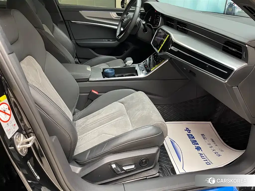 Audi A6L id 4514303 из Китая 9