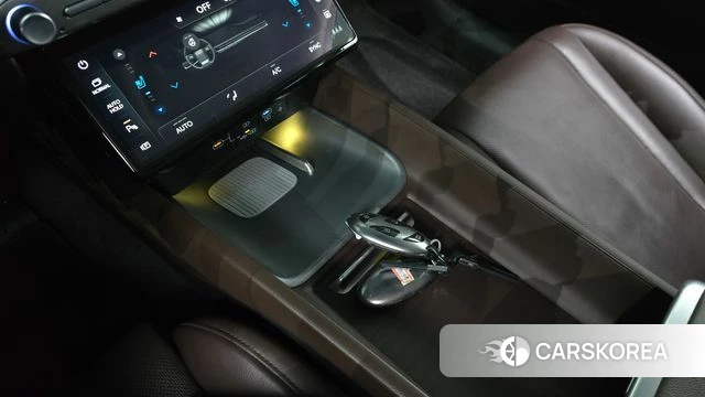 Hyundai Grandeur (GN7) id 3897387 из Кореи 9