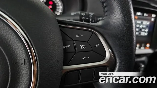 Jeep Renegade id 2936458 из Кореи 9