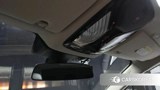 BMW 5 Series (G30) id 3936516 из Кореи 9