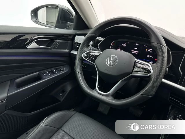 Volkswagen Passat id 3957768 из Китая 9