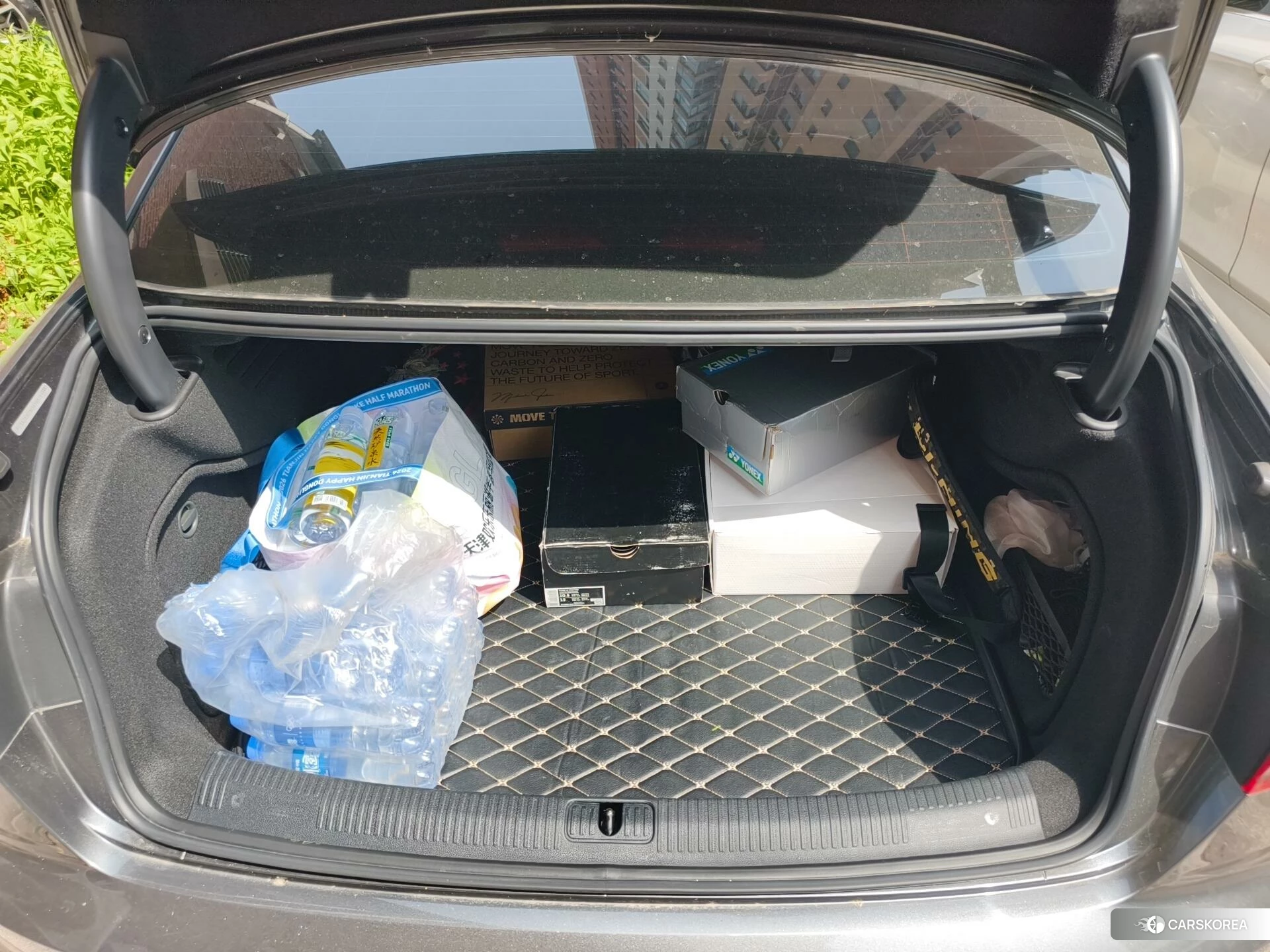 Audi A4L id 4487526 из Китая 9