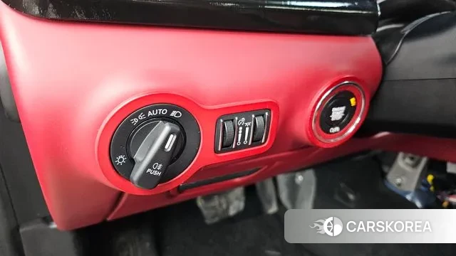 Maserati Quattroporte id 3631728 из Кореи 9