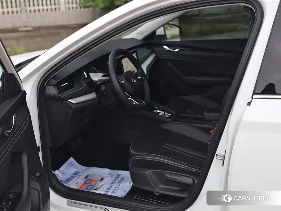 Skoda Octavia id 4589227 из Китая 9