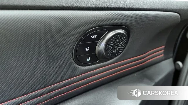 Hyundai Avante (CN7) id 3504137 из Кореи 9