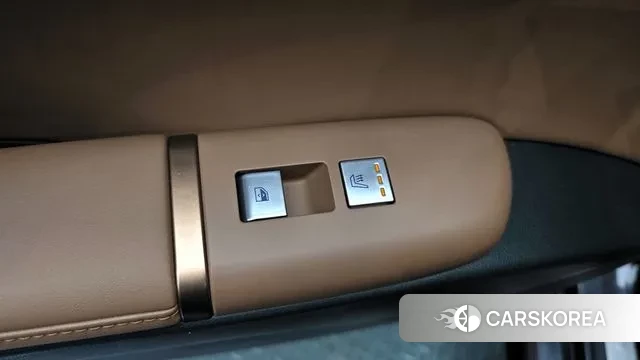 Hyundai Grandeur Hybrid (GN7) id 3740164 из Кореи 9