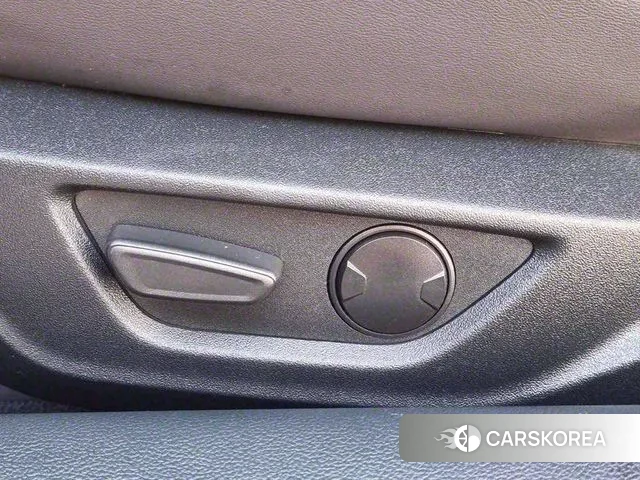 Ford Mustang id 2857804 из Кореи 9